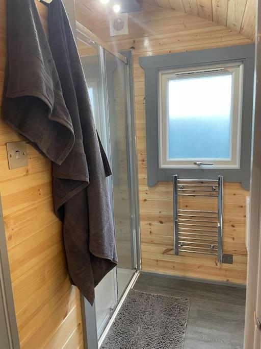 شقة Bonny Wee Snug - Pod In سبين بريدج المظهر الخارجي الصورة